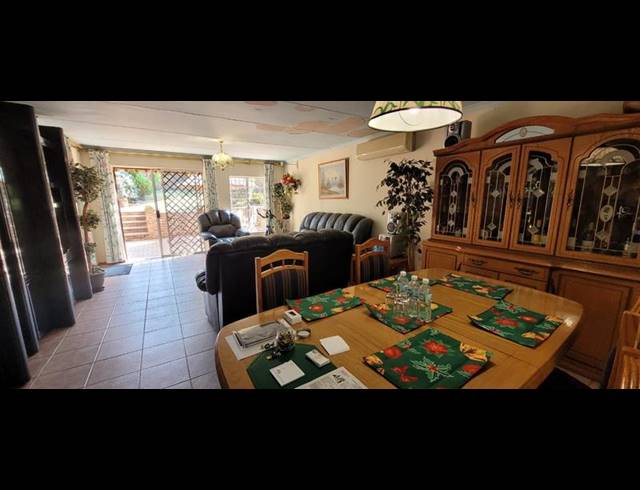 3 BEDROOM HOUSE FOR SALE IN MULBARTON